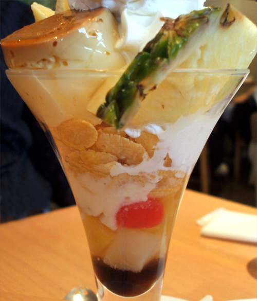 プリンパフェの側面