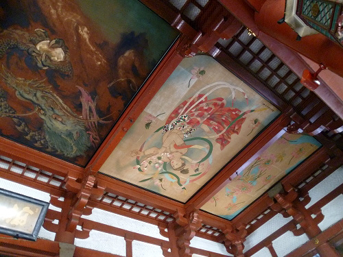 寺内部の装飾